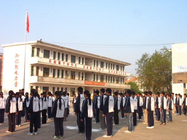 江西名校南康中学2005-2006年度高二第二学期第一次考试理科数学试题