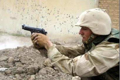 伊拉克打仗搞笑图片图片